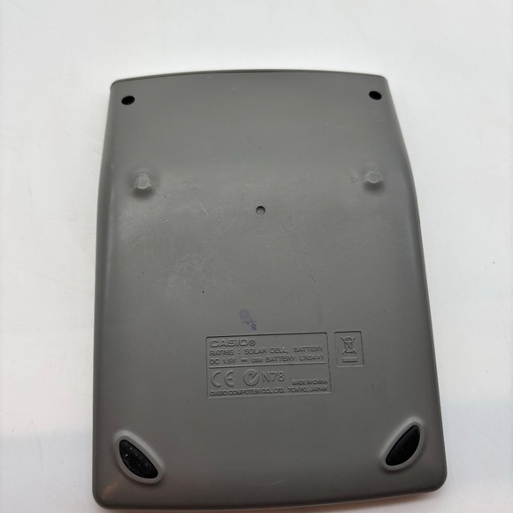 Casio MS-80S Two Way Power Solar Digital Calculator - Picture 7 of 11